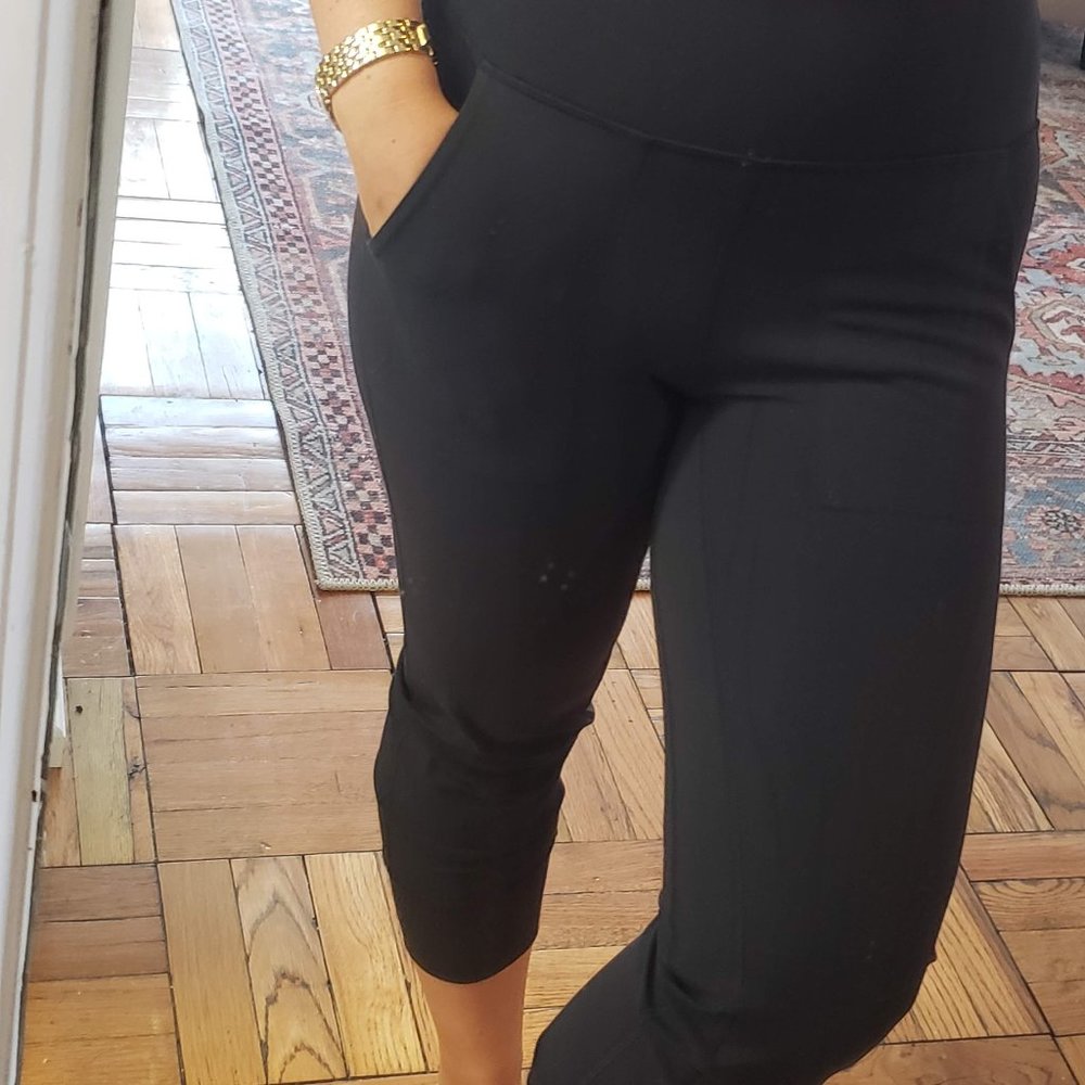 NEVER WORN lululemon Align™ Jogger Crop 23"